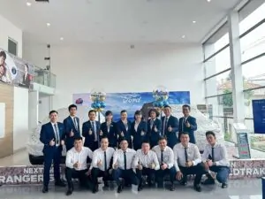 Đội ngũ nhân viên tư vấn bán hàng Ford Bình Định