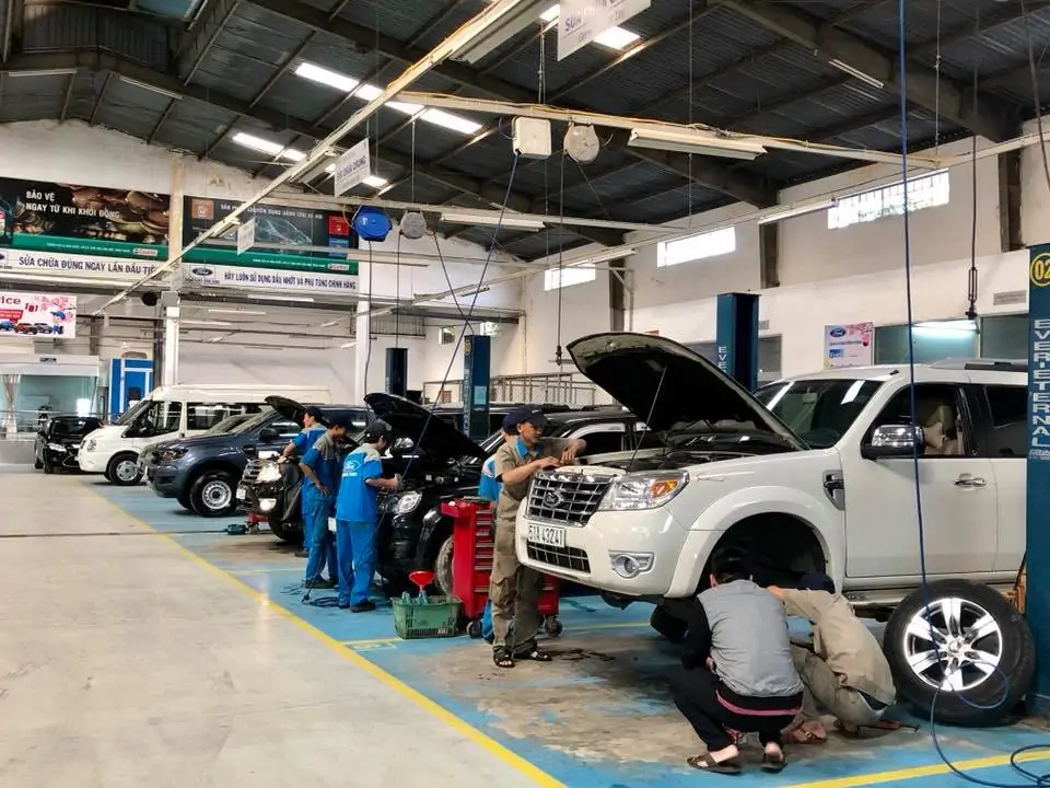 xuong dich vu ford binh dinh